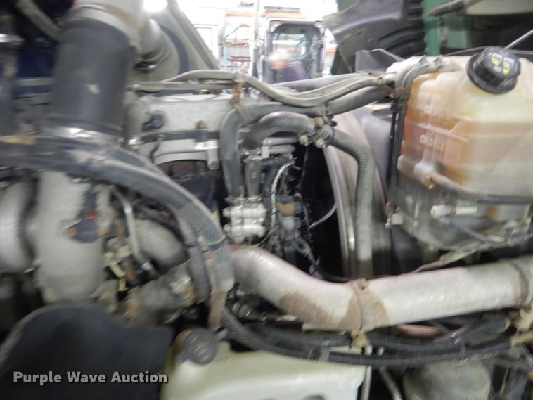 image for item HU9824 2012 International ProStar  semi truck