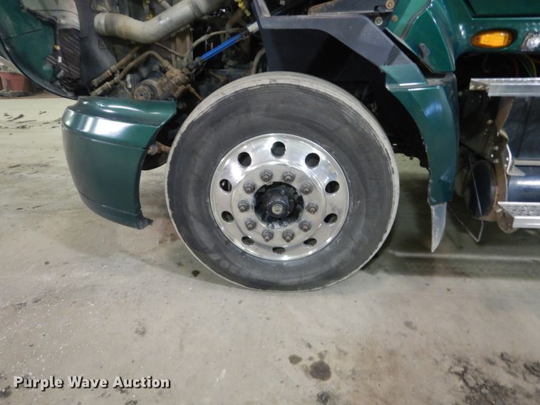 image for item HU9824 2012 International ProStar  semi truck