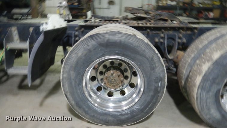 image for item HU9824 2012 International ProStar  semi truck