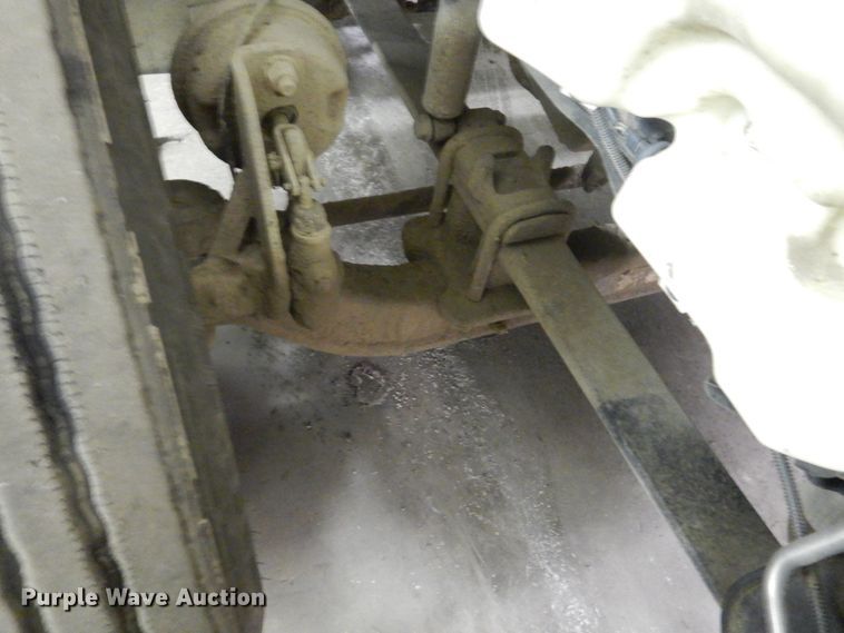 image for item HU9825 2014 International ProStar  semi truck