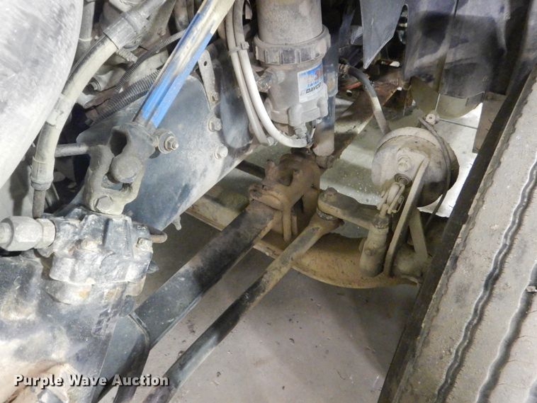 image for item HU9825 2014 International ProStar  semi truck