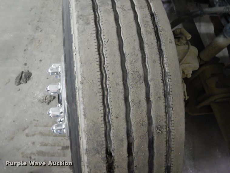 image for item HU9825 2014 International ProStar  semi truck