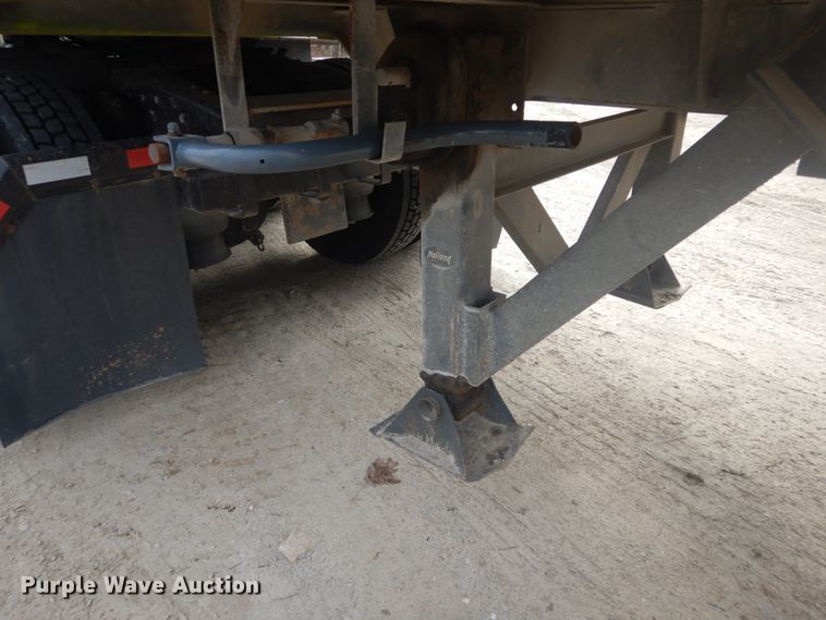 image for item HV9545 2006 Texoma Waste Control TT60 ejection trailer