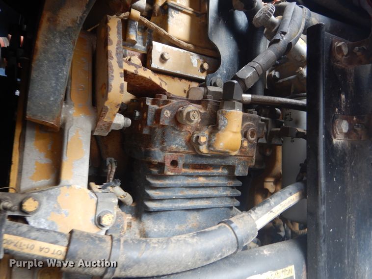 image for item HV9546 2000 Kenworth T800  dump truck