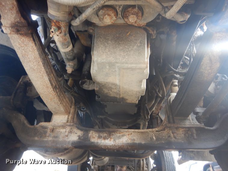 image for item HV9546 2000 Kenworth T800  dump truck