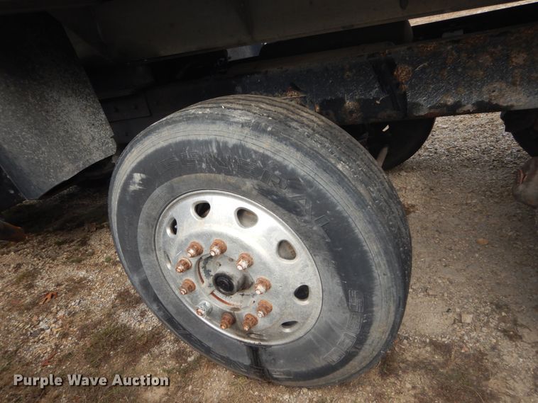 image for item HV9546 2000 Kenworth T800  dump truck