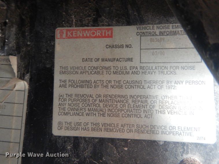 image for item HV9546 2000 Kenworth T800  dump truck