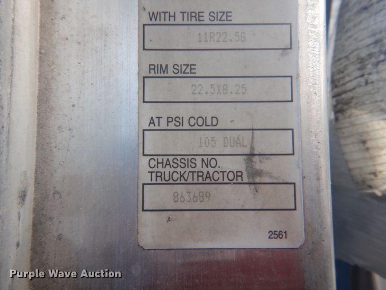 image for item HV9546 2000 Kenworth T800  dump truck