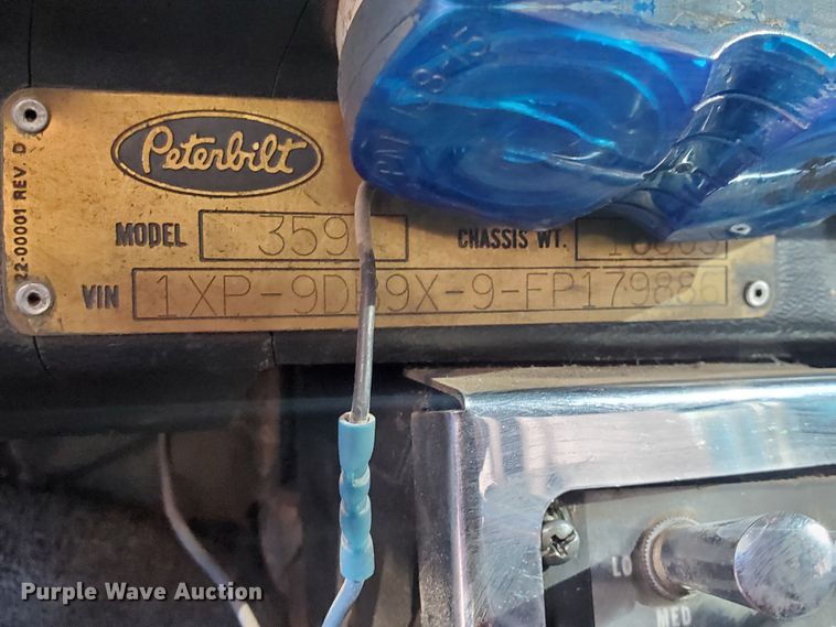 image for item HW9503 1985 Peterbilt 359  semi truck