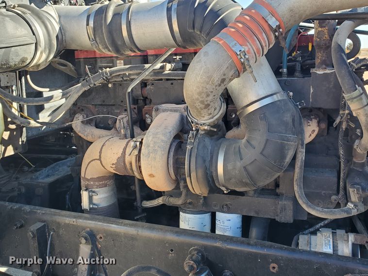 image for item HW9504 1994 Peterbilt 379  semi truck