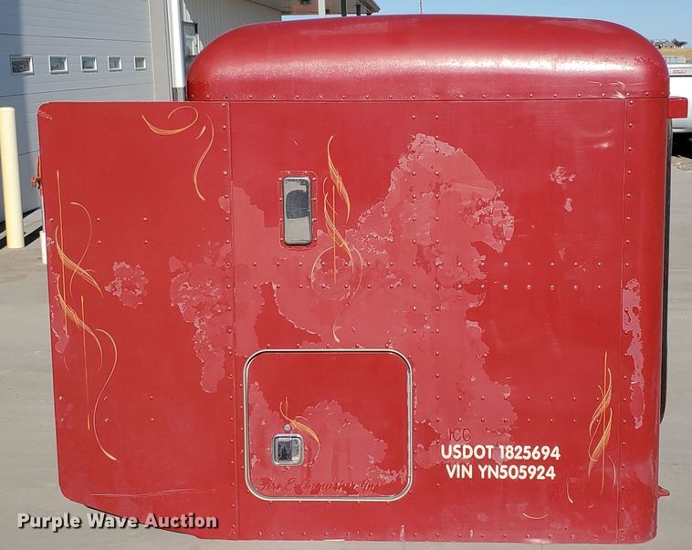 image for item HW9506 Peterbilt 379 sleeper