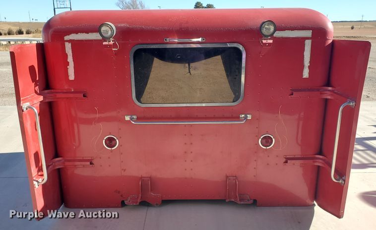 image for item HW9506 Peterbilt 379 sleeper