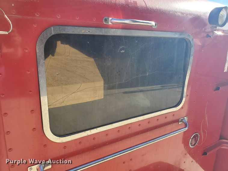 image for item HW9506 Peterbilt 379 sleeper