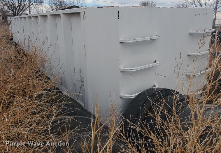 image for item HW9528 2005 Aeroswint silage trailer