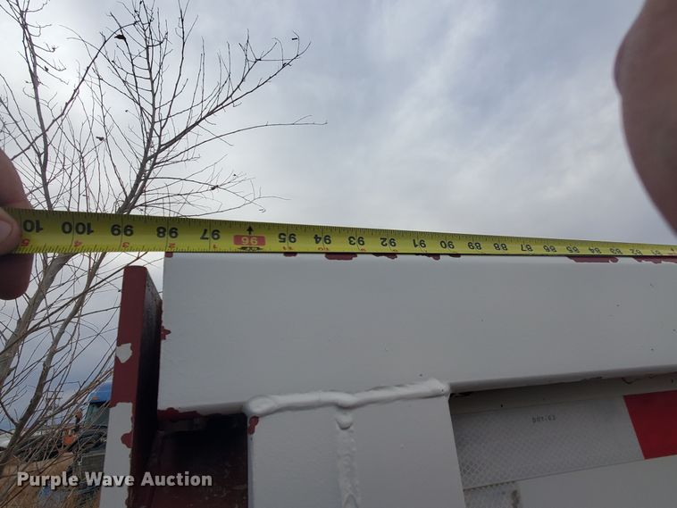 image for item HW9528 2005 Aeroswint silage trailer