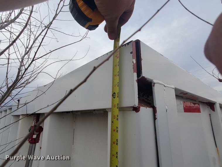 image for item HW9528 2005 Aeroswint silage trailer