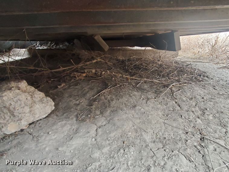 image for item HW9528 2005 Aeroswint silage trailer