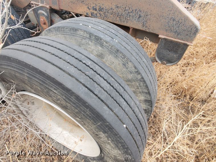 image for item HW9528 2005 Aeroswint silage trailer