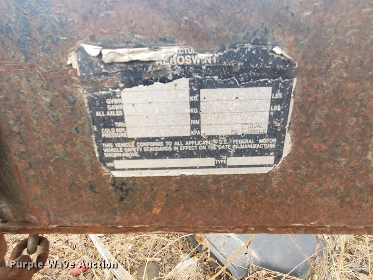 image for item HW9528 2005 Aeroswint silage trailer