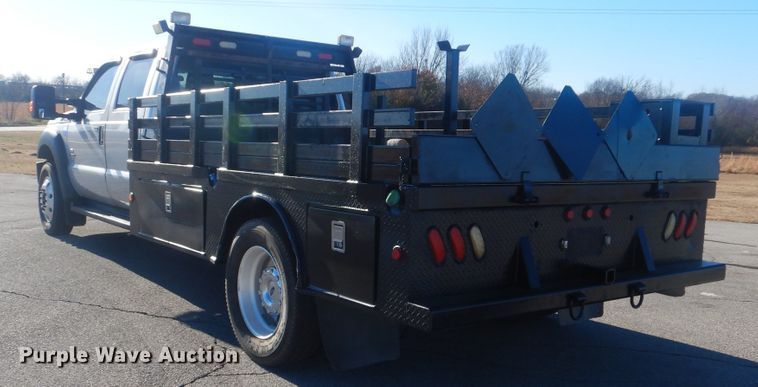 image for item AE9502 2014 Ford F550 Super Duty XLT  Crew Cab flatbed truck