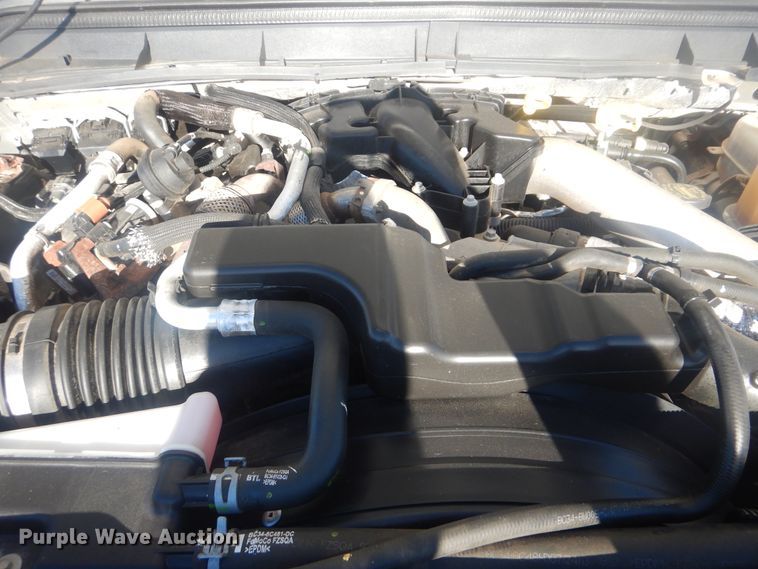 image for item AE9502 2014 Ford F550 Super Duty XLT  Crew Cab flatbed truck