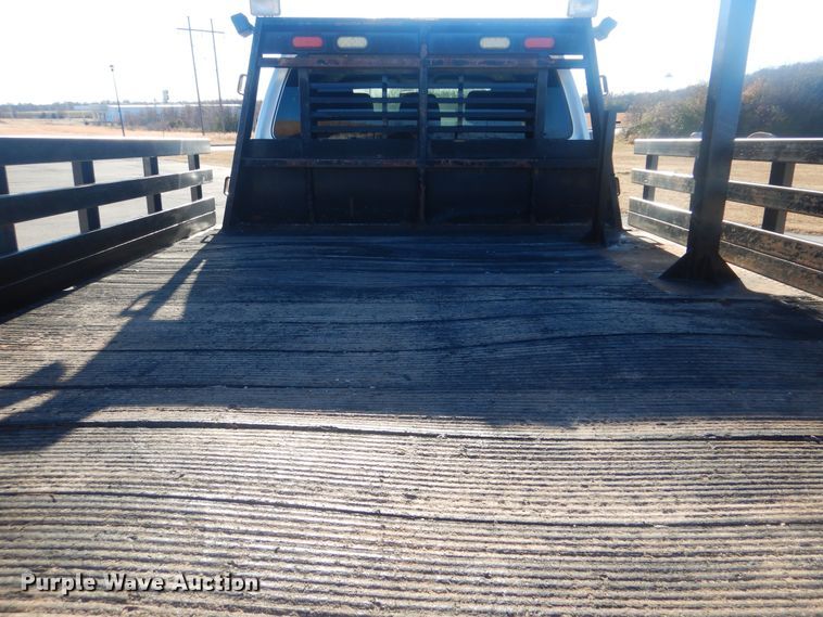 image for item AE9502 2014 Ford F550 Super Duty XLT  Crew Cab flatbed truck