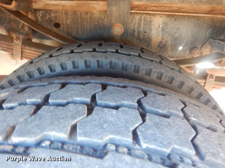 image for item AE9502 2014 Ford F550 Super Duty XLT  Crew Cab flatbed truck