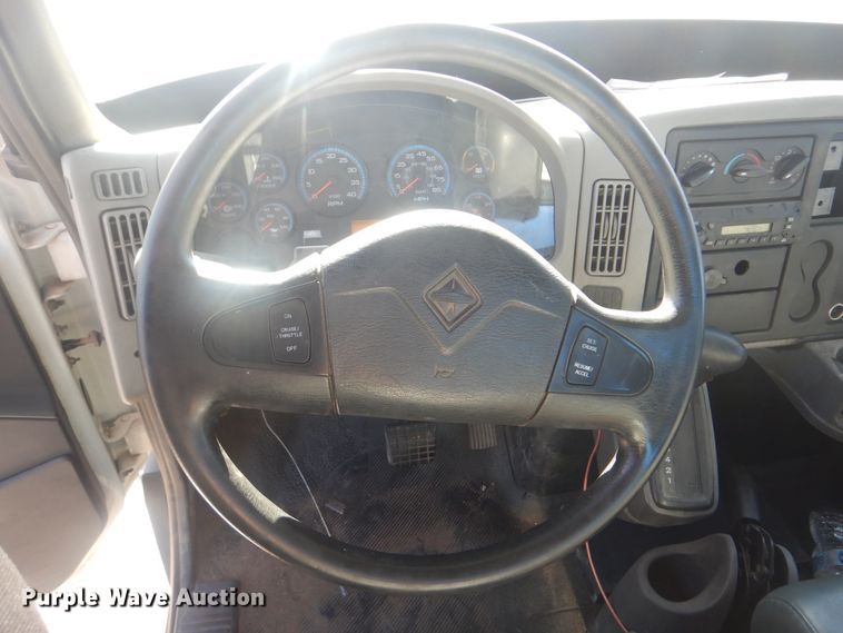 image for item AE9503 2012 International TerraStar  truck cab and chassis