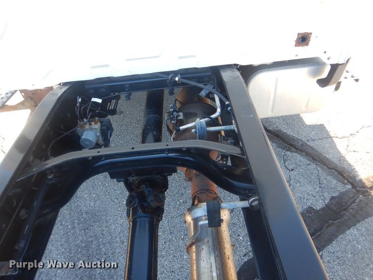 image for item AE9503 2012 International TerraStar  truck cab and chassis