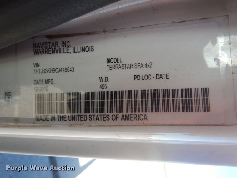 image for item AE9503 2012 International TerraStar  truck cab and chassis