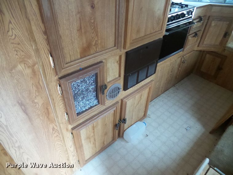 image for item DC2855 Realite camper