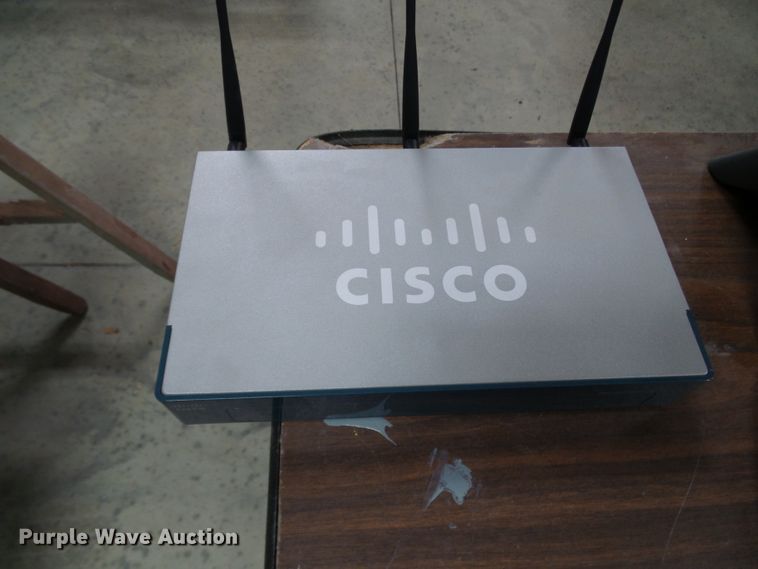 image for item DC2869 Cisco telephone system