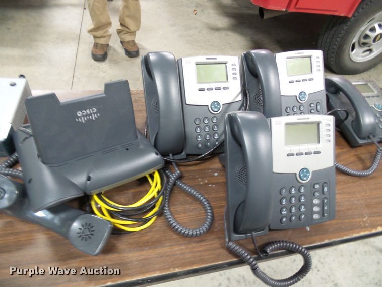 image for item DC2869 Cisco telephone system