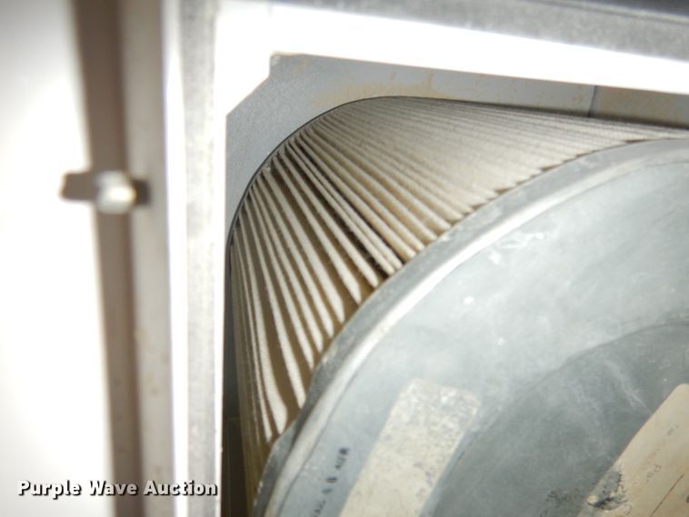 image for item DG4659 Quatro Velocity X2 air vacuum