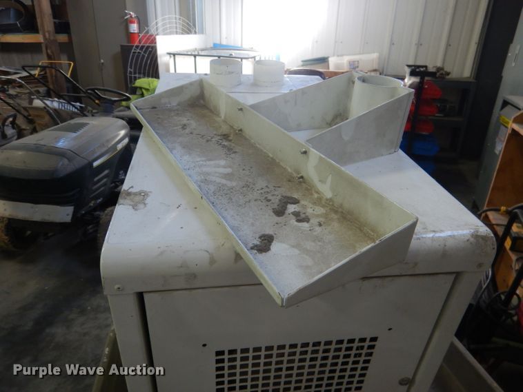 image for item DG4659 Quatro Velocity X2 air vacuum