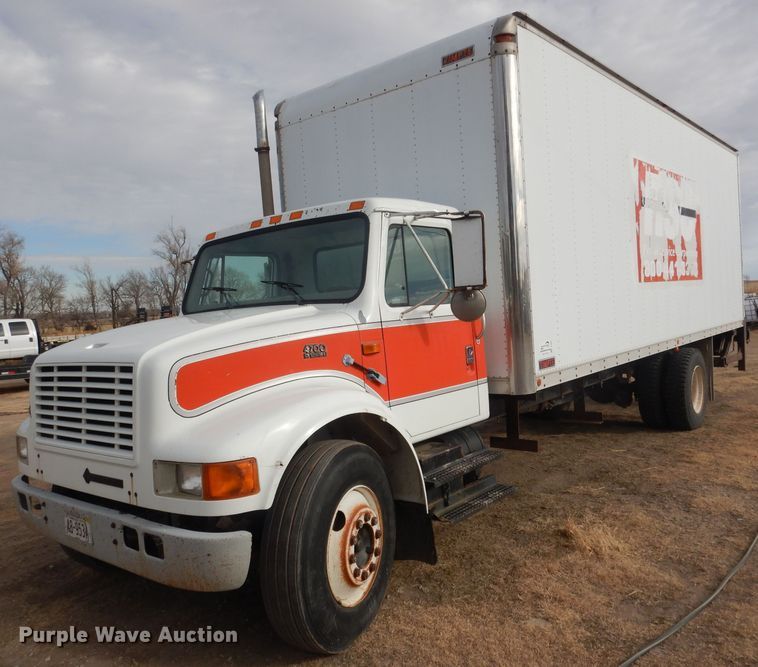 image for item DG4662 1997 International 4700  box truck