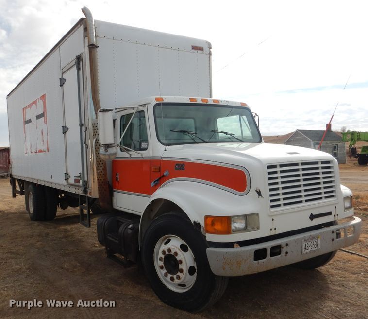 image for item DG4662 1997 International 4700  box truck