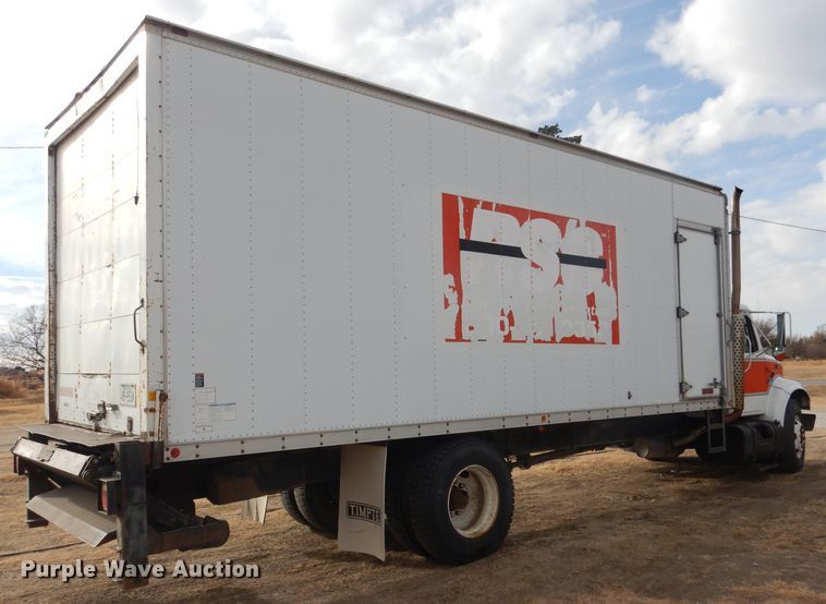 image for item DG4662 1997 International 4700  box truck
