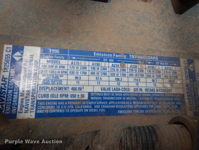 image for item DG4662 1997 International 4700  box truck