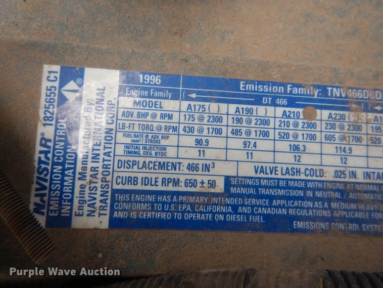 image for item DG4662 1997 International 4700  box truck