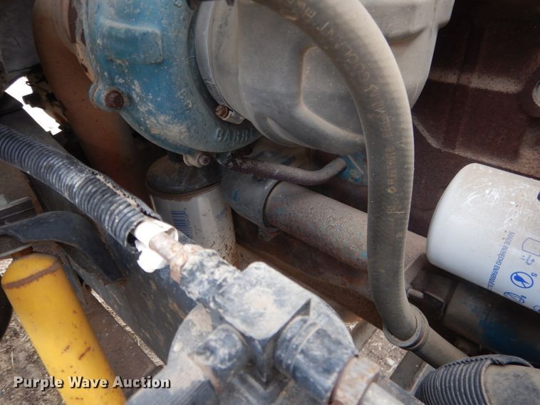 image for item DG4662 1997 International 4700  box truck