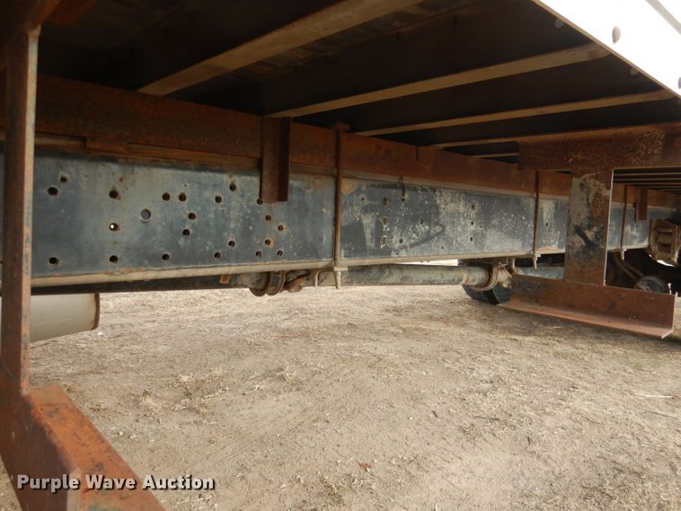 image for item DG4662 1997 International 4700  box truck