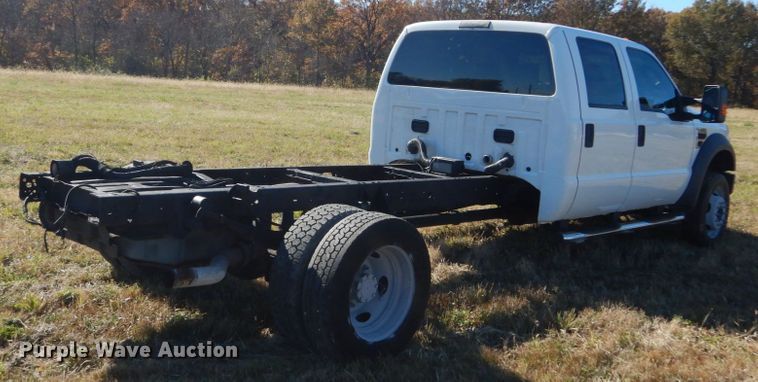 image for item DH5247 2008 Ford F550 Super Duty XLT  Crew Cab truck cab and chassis