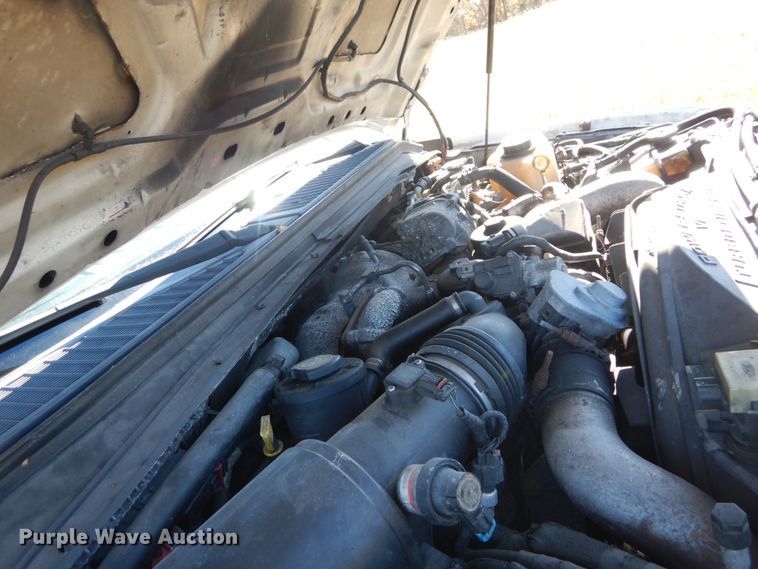 image for item DH5247 2008 Ford F550 Super Duty XLT  Crew Cab truck cab and chassis