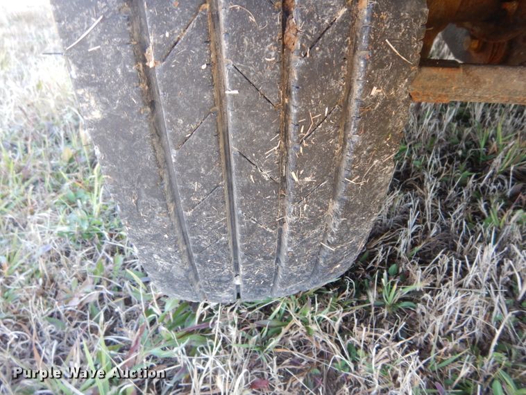 image for item DH5247 2008 Ford F550 Super Duty XLT  Crew Cab truck cab and chassis