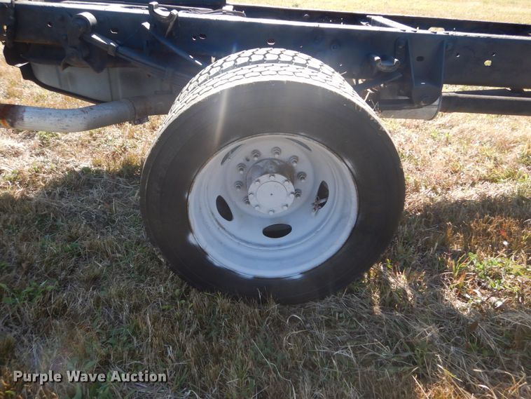 image for item DH5247 2008 Ford F550 Super Duty XLT  Crew Cab truck cab and chassis