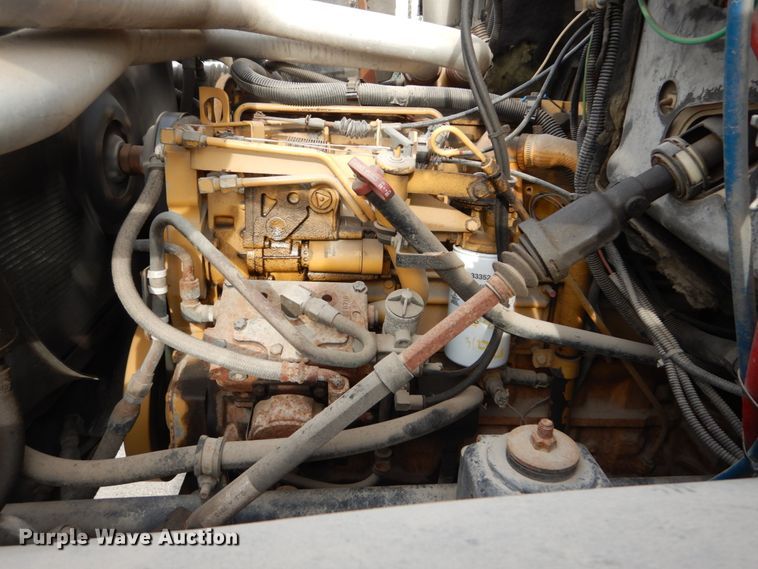 image for item DI1069 1997 GMC TopKick  utility truck with crane