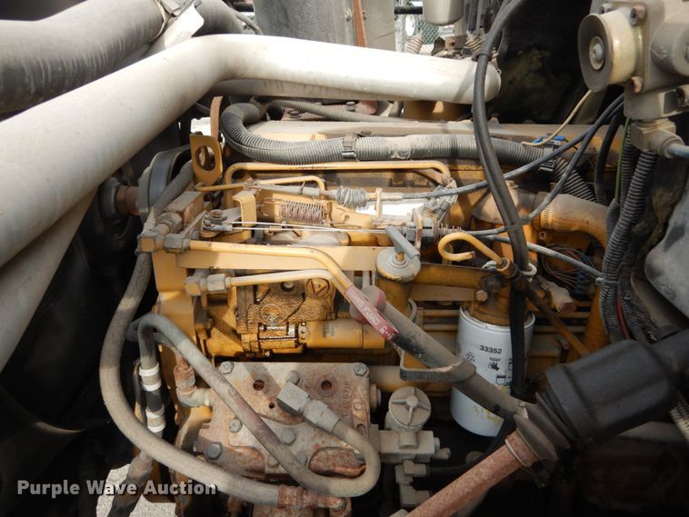 image for item DI1069 1997 GMC TopKick  utility truck with crane