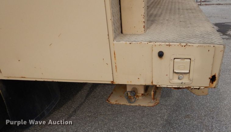 image for item DI1069 1997 GMC TopKick  utility truck with crane