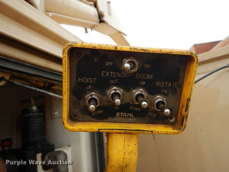 image for item DI1069 1997 GMC TopKick  utility truck with crane